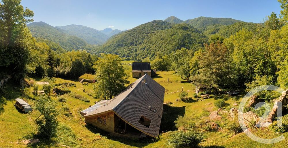 BIEN D'EXCEPTION : A vendre une magnifique propriété ple....