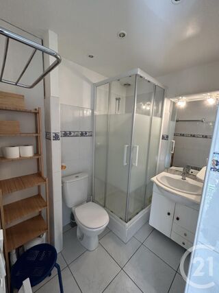  Appartement à louer 3 pièces 35 m²