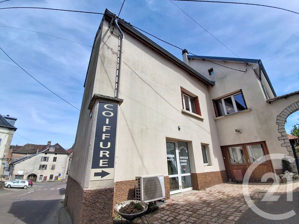 Située à Montbozon , compromis maison appartement . ....