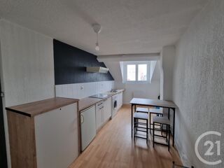  Appartement à louer 1 pièce 38 m²