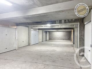  Parking / Garage � vendre 12 m�