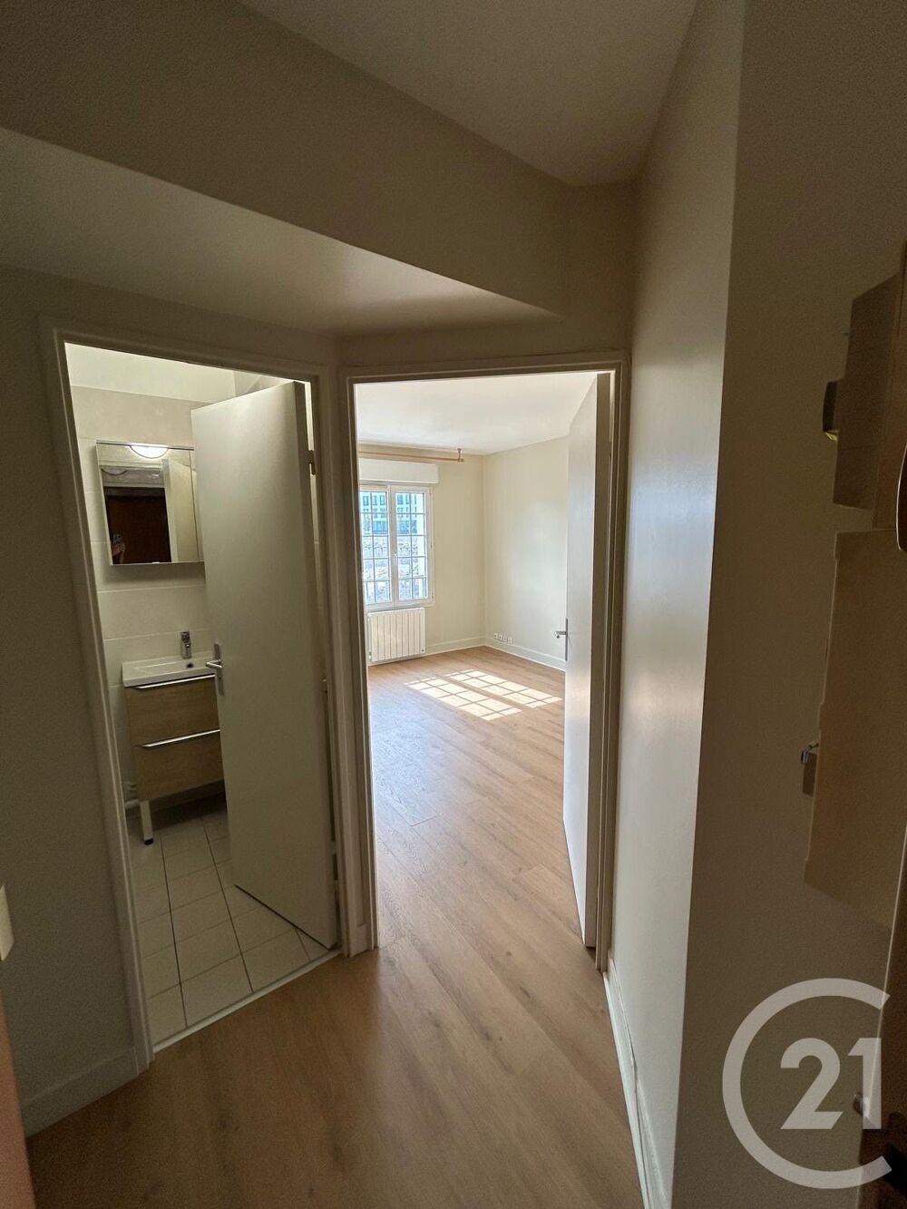 location Appartement - 1 pièce(s) - 24 m² Asnières-sur-Seine (92600)