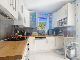  Maison � vendre 6 pi�ces 203 m�