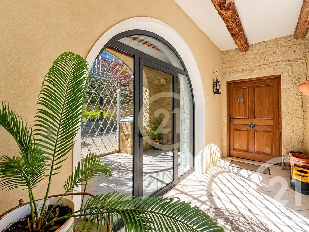 vente Maison - 8 pièce(s) - 324 m² Uzès (30700)