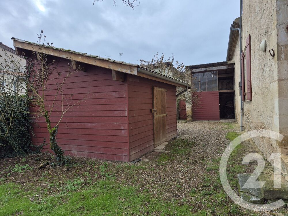 A saisir ! Maison de maitre avec caché historique à 15 m....