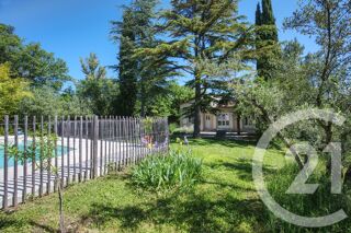  Maison à vendre 5 pièces 275 m²