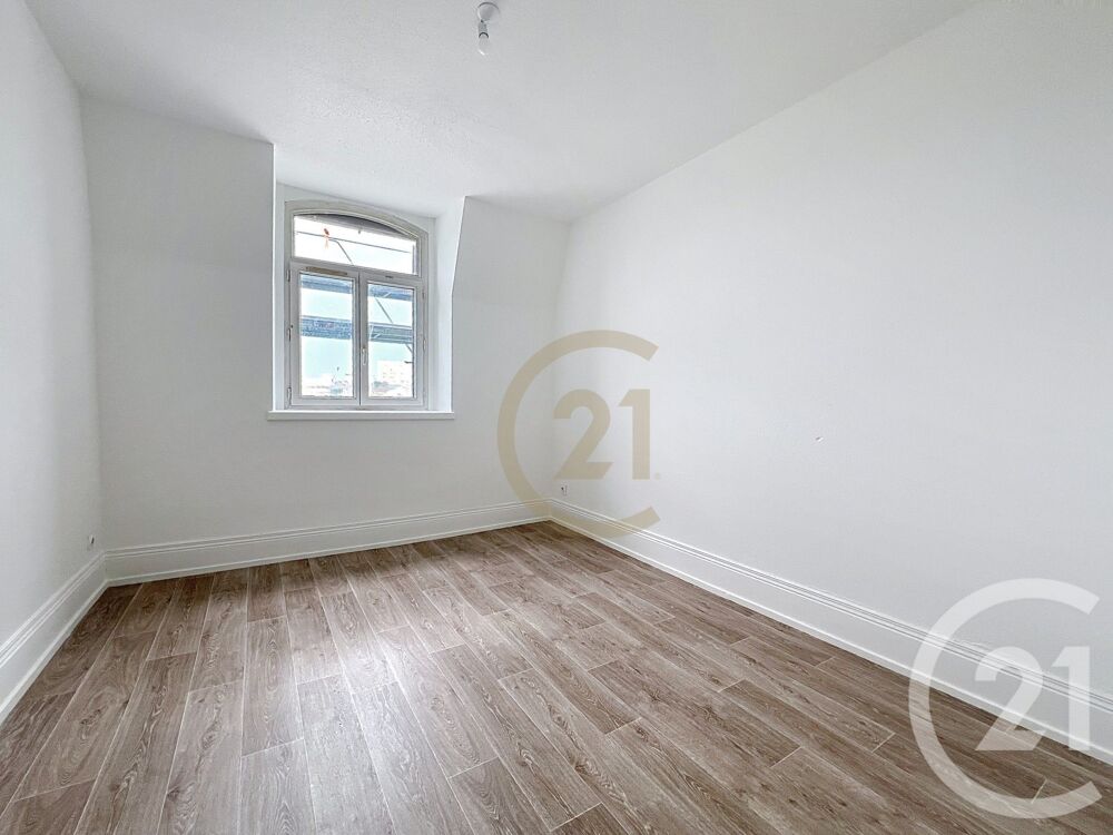 vente Appartement - 4 pièce(s) - 89 m² Belfort (90000)