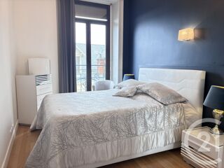  Appartement à louer 2 pièces 45 m²