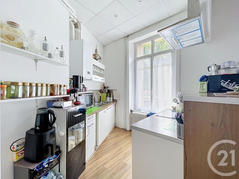 Dans le c½ur d'Épinal, cet appartement de 100m² vous acc....