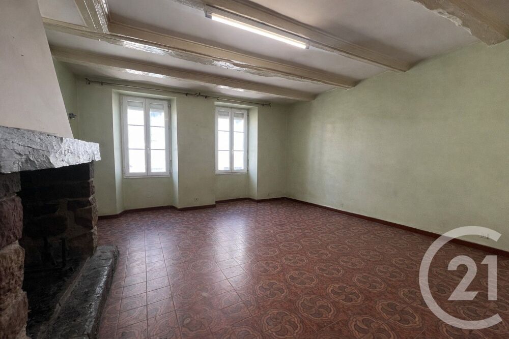 CENTURY 21 LAPÉROUSE vous présente au c½ur du village de....