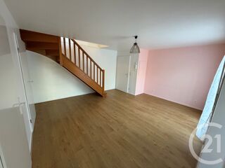  Appartement à louer 3 pièces 60 m²
