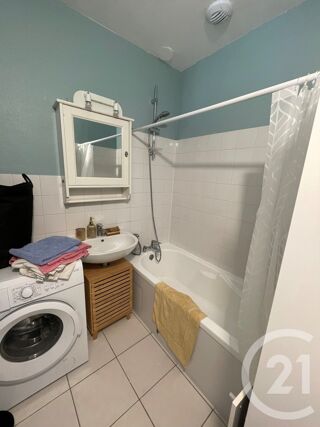  Appartement à louer 2 pièces 39 m²