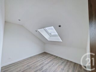  Appartement à louer 3 pièces 51 m²
