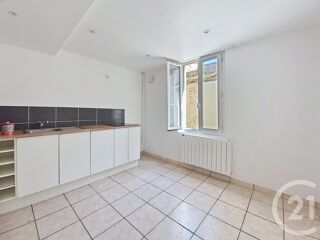  Maison à louer 4 pièces 65 m²