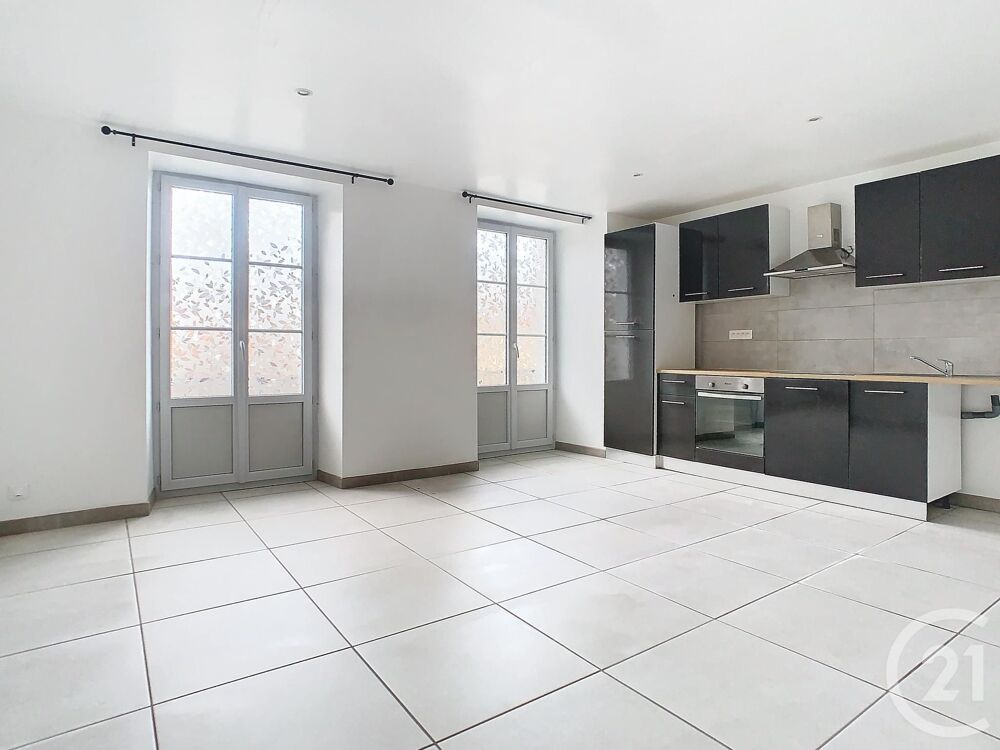 location Appartement - 3 pièce(s) - 66 m² Seix (09140)