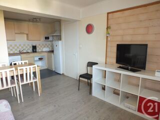  Appartement à louer 3 pièces 46 m²