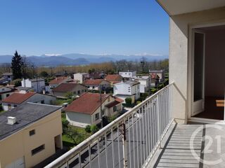  Appartement à louer 3 pièces 67 m²