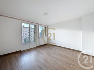  Appartement à louer 4 pièces 63 m²
