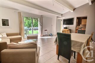  Maison à louer 5 pièces 130 m²