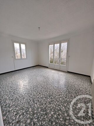  Appartement � louer 4 pi�ces 84 m�