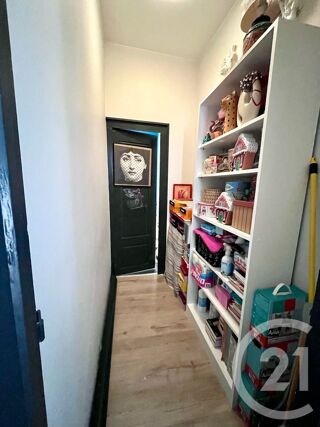  Appartement � vendre 3 pi�ces 147 m�