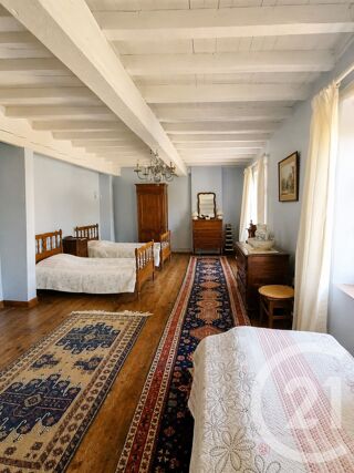  Maison à vendre 6 pièces 216 m²
