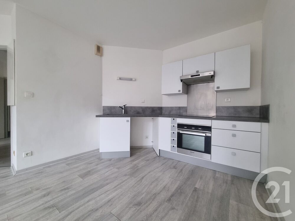 CENTURY21 CHAPRAIS IMMOBILIER vous propose ce charmant a....