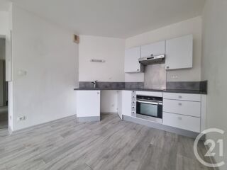  Appartement à louer 3 pièces 49 m²