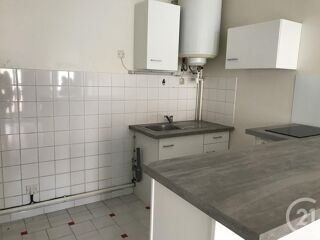  Appartement à louer 2 pièces 44 m²