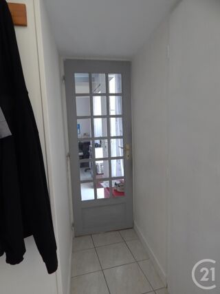 vente Maison - 6 pièce(s) - 239 m² Hanc (79110)