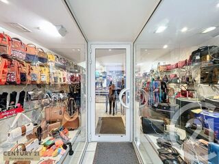  Immeuble � vendre 210 m�