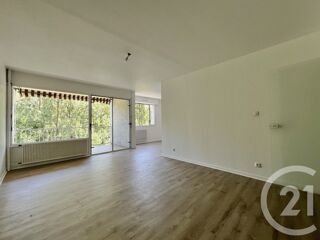  Appartement à louer 3 pièces 85 m²