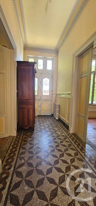  Maison à vendre 7 pièces 2020 m²