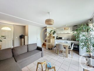  Appartement à louer 3 pièces 45 m²