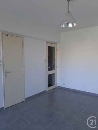  Appartement à louer 1 pièce 22 m²