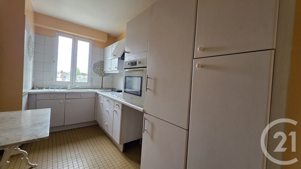 location Appartement - 3 pièce(s) - 69 m² Fontainebleau (77300)