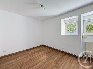  Appartement à louer 3 pièces 69 m²