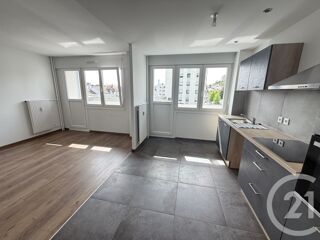  Appartement à louer 4 pièces 67 m²