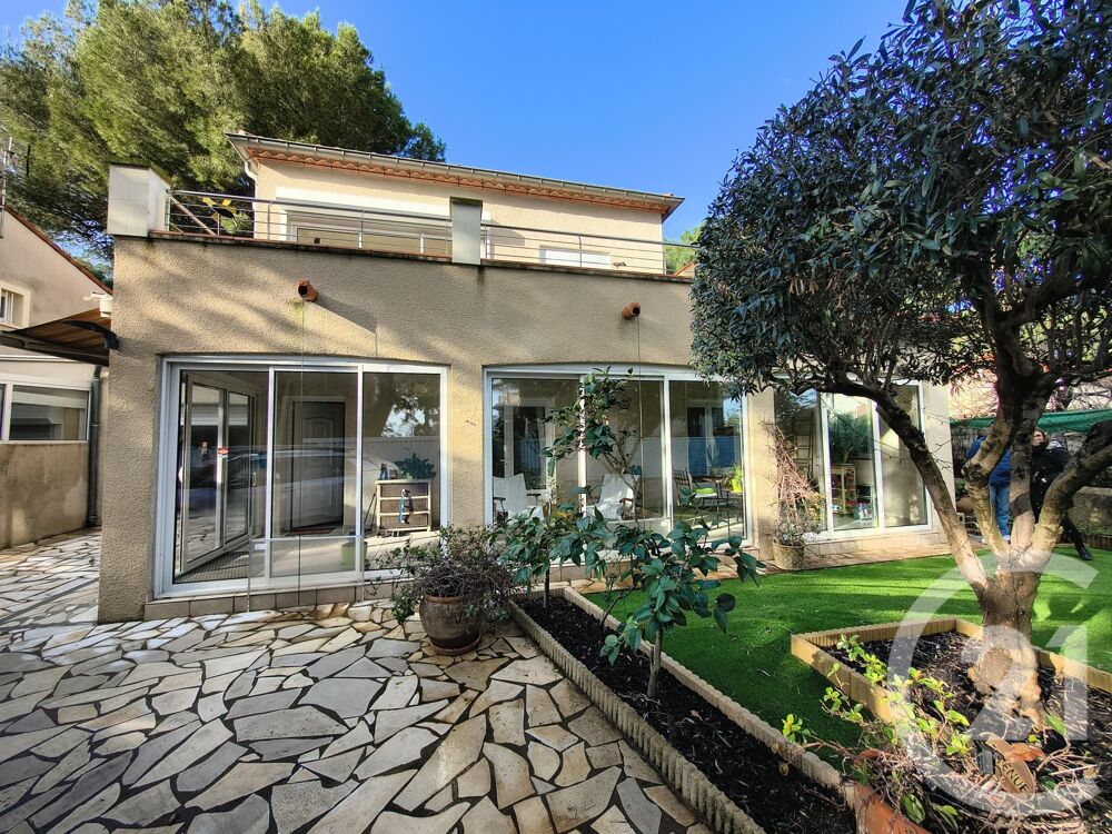 RARE SUR LE SECTEUR ! Découvrez cette magnifique villa s....