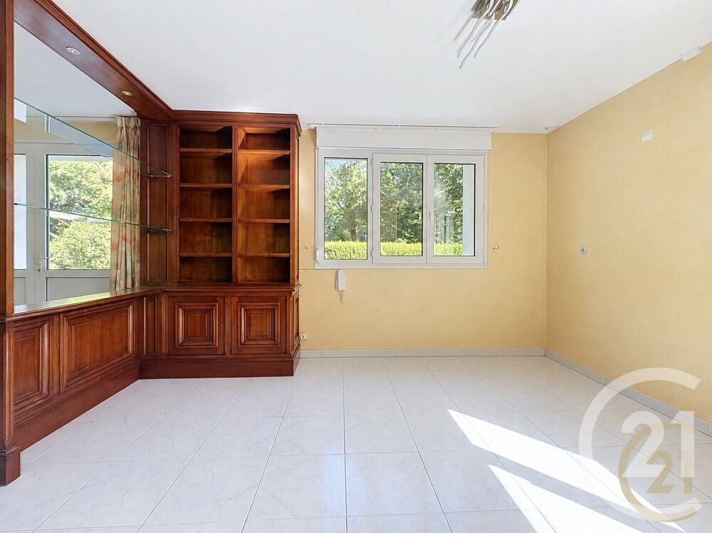 Laissez-vous séduire par cette belle maison ancienne all....