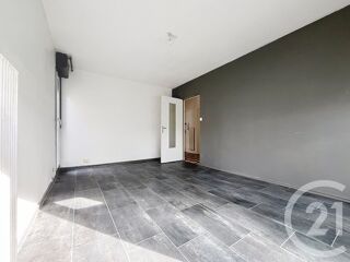  Appartement à louer 3 pièces 60 m²