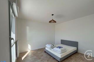 Appartement à louer 2 pièces 42 m²
