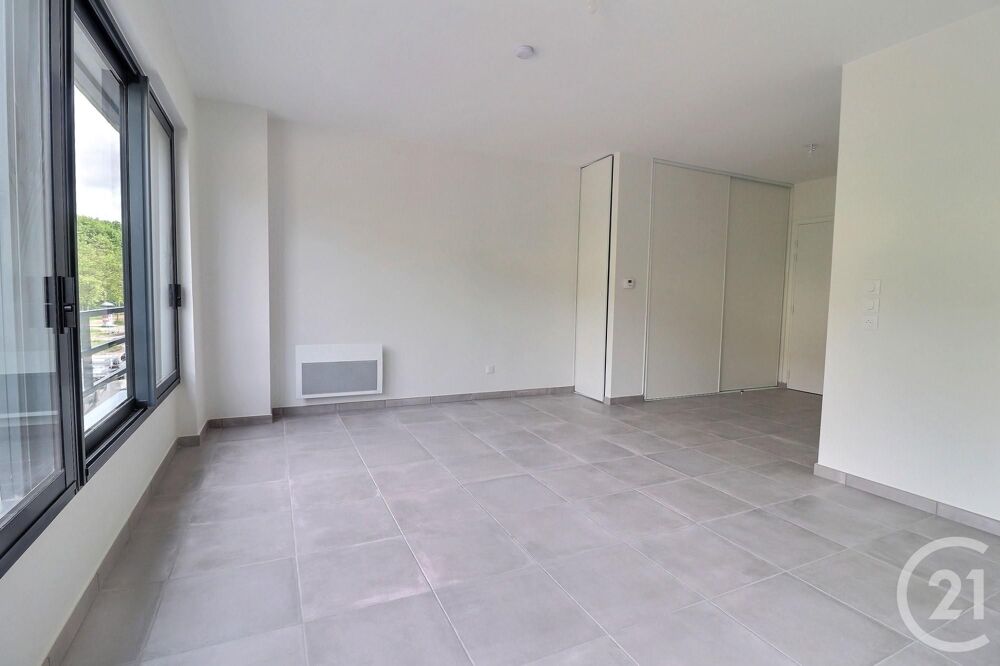 location Appartement - 1 pièce(s) - 32 m² Ambérieu-en-Bugey (01500)