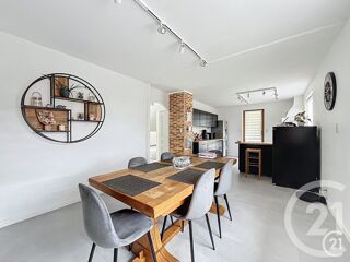  Maison � vendre 6 pi�ces 205 m�