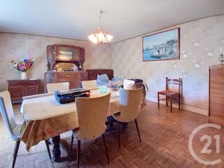  Maison à vendre 4 pièces 585 m²