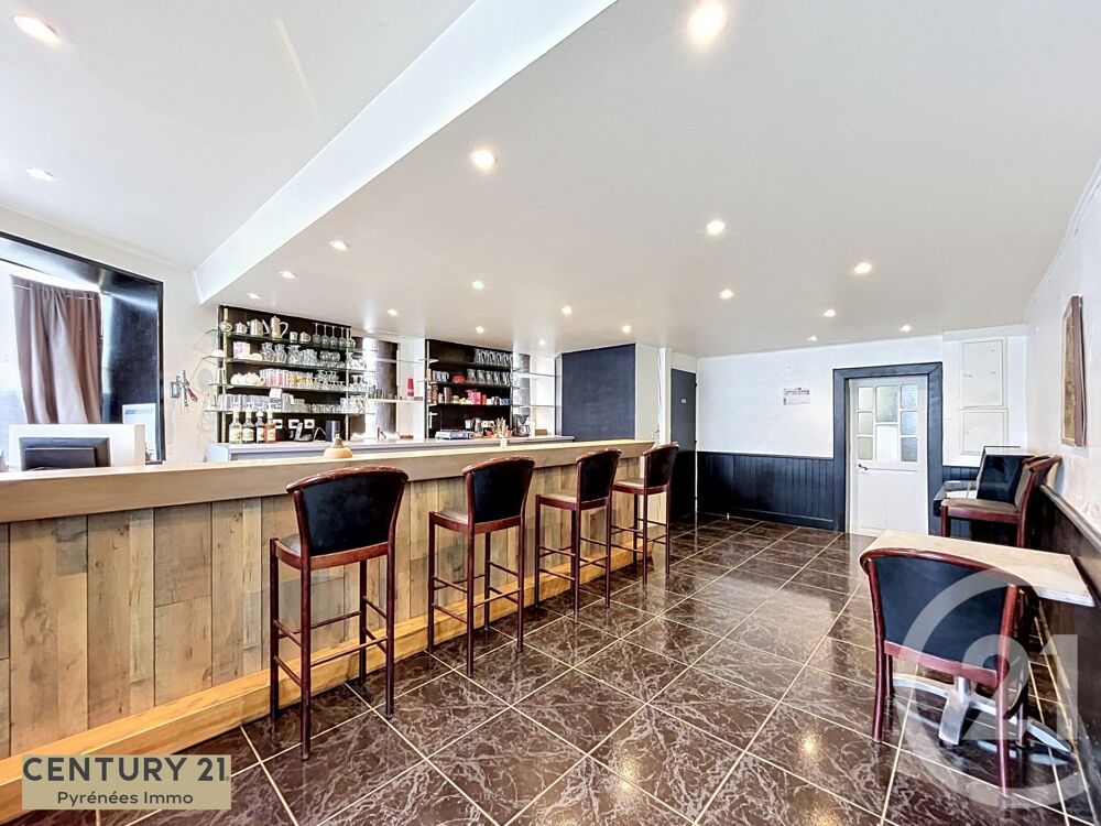 vente Maison - 7 pièce(s) - 406 m² Saint-Marcet (31800)
