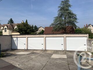  Parking / Garage  vendre 76 m