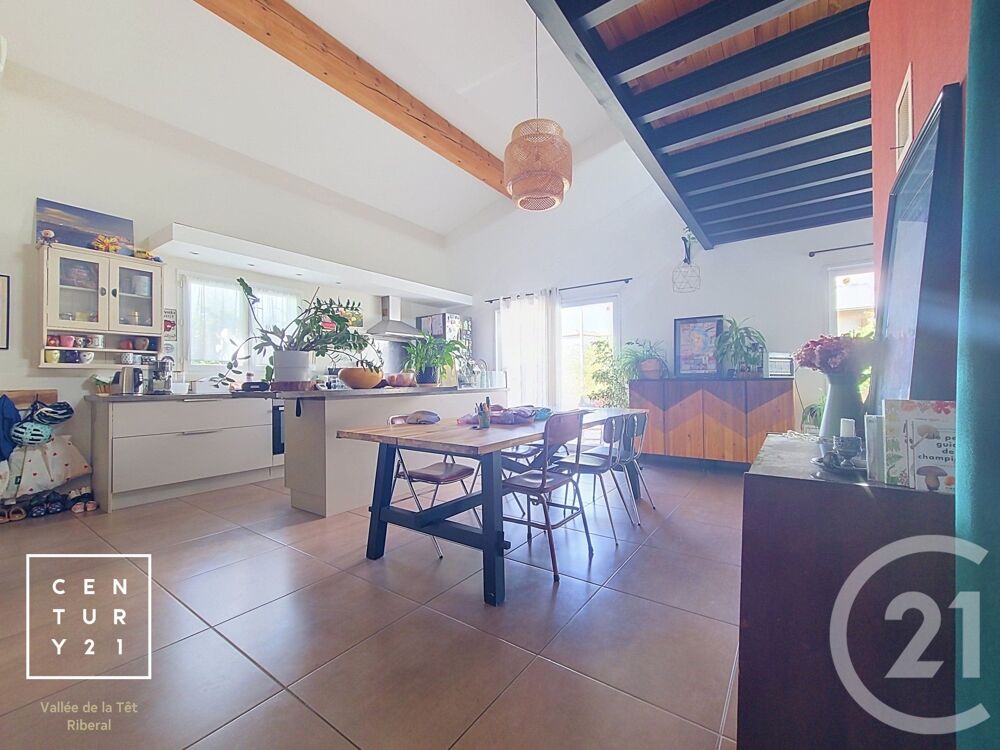 A VENDRE : VILLA 3 FACES AVEC PISCINE ET 3 CHAMBRES ....