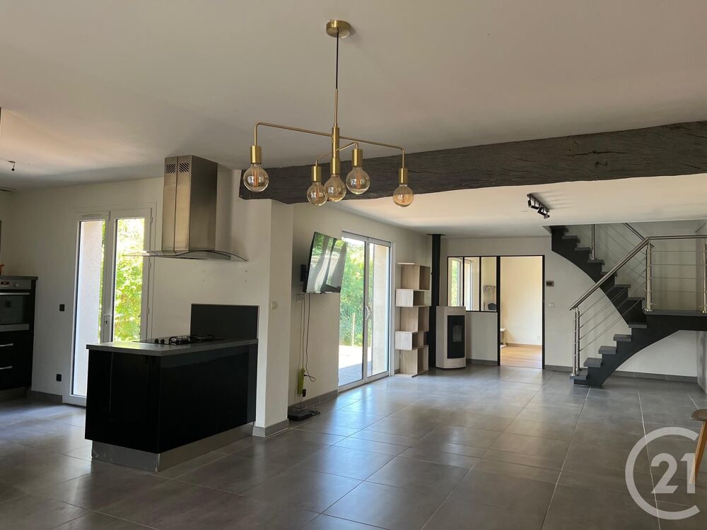 vente Maison - 10 pièce(s) - 236 m² La Chapelle-la-Reine (77760)