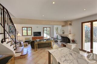  Maison � louer 5 pi�ces 219 m�